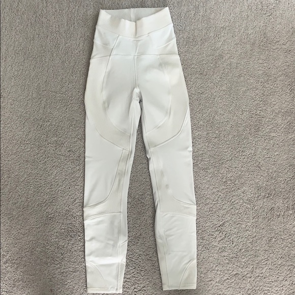 New Ambition SHR Tight 25” Lululemon Leggings - Picture 2 of 4